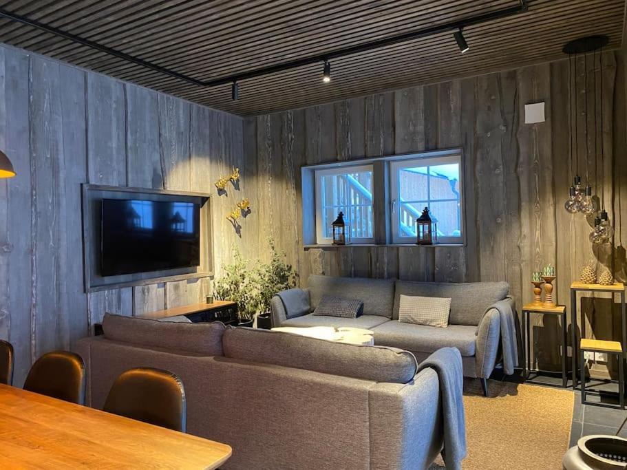 Modern Stuga Med Ski Lodge Kaensla Järvsö Exterior foto